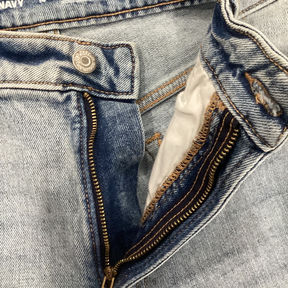 Old Navy High-Rise OG Loose Jeans - Picture 11 of 12